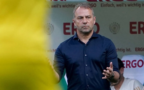 Збірна Німеччини з футболу звільнила головного тренера