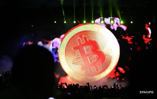 Курс Bitcoin вперше з 2022 року зріс до $35 000