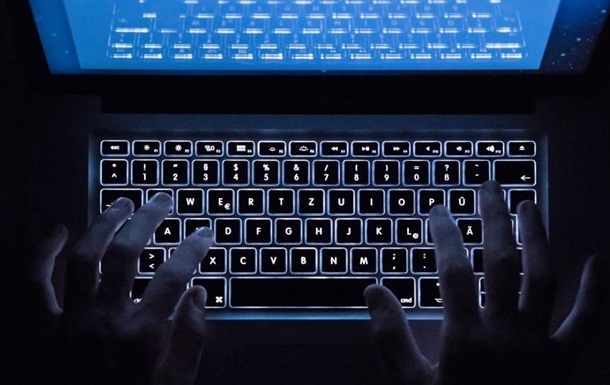Українські хакери зламали базу даних російського Альфа-Банку